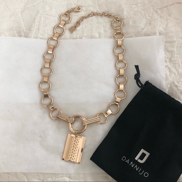 Elisa Statement Necklace - Picture 1 of 6